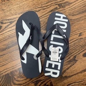 NWT Men’s Hollister Flip Flops
